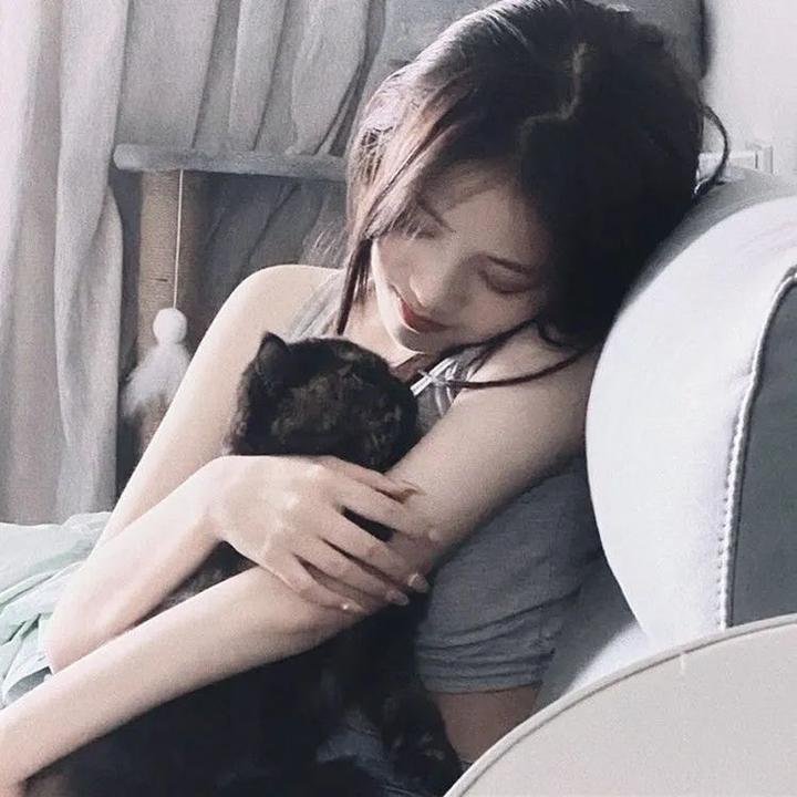 重生后假千金的100种死法